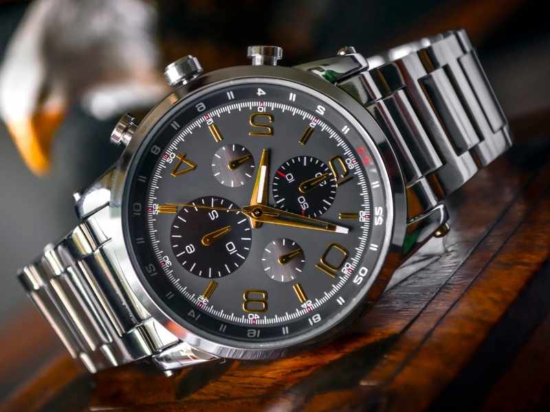 gadai jam tangan dimana